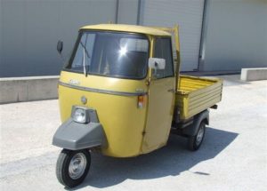 Rifiuti in Via Agatocle a Siracusa